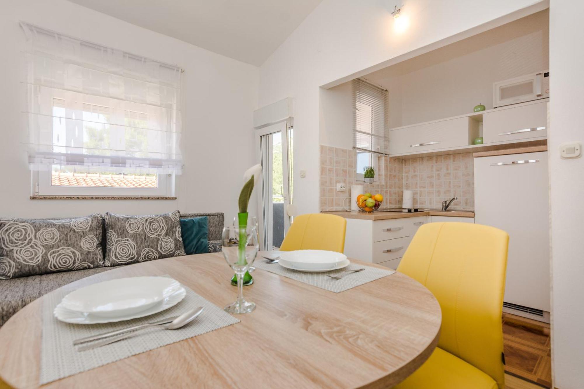 Apartmani Tomeri Starigrad Paklenica Exterior foto
